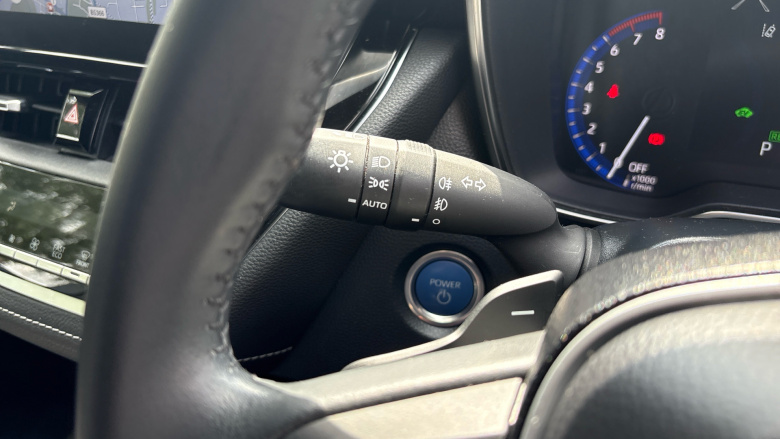 Toyota Corolla 2.0 VVT-i Hybrid Design 5dr CVT Hybrid Hatchback